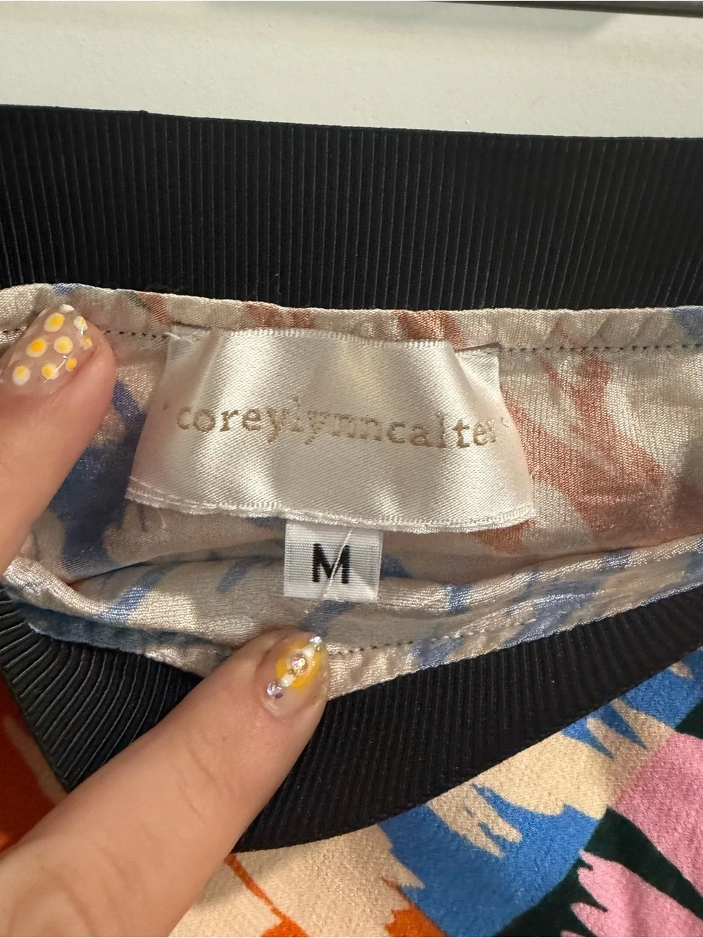 Corey Lynn Calter- Colorful Printed Midi Skirt-sz Medium!! Beautiful shape! - Picture 8 of 9
